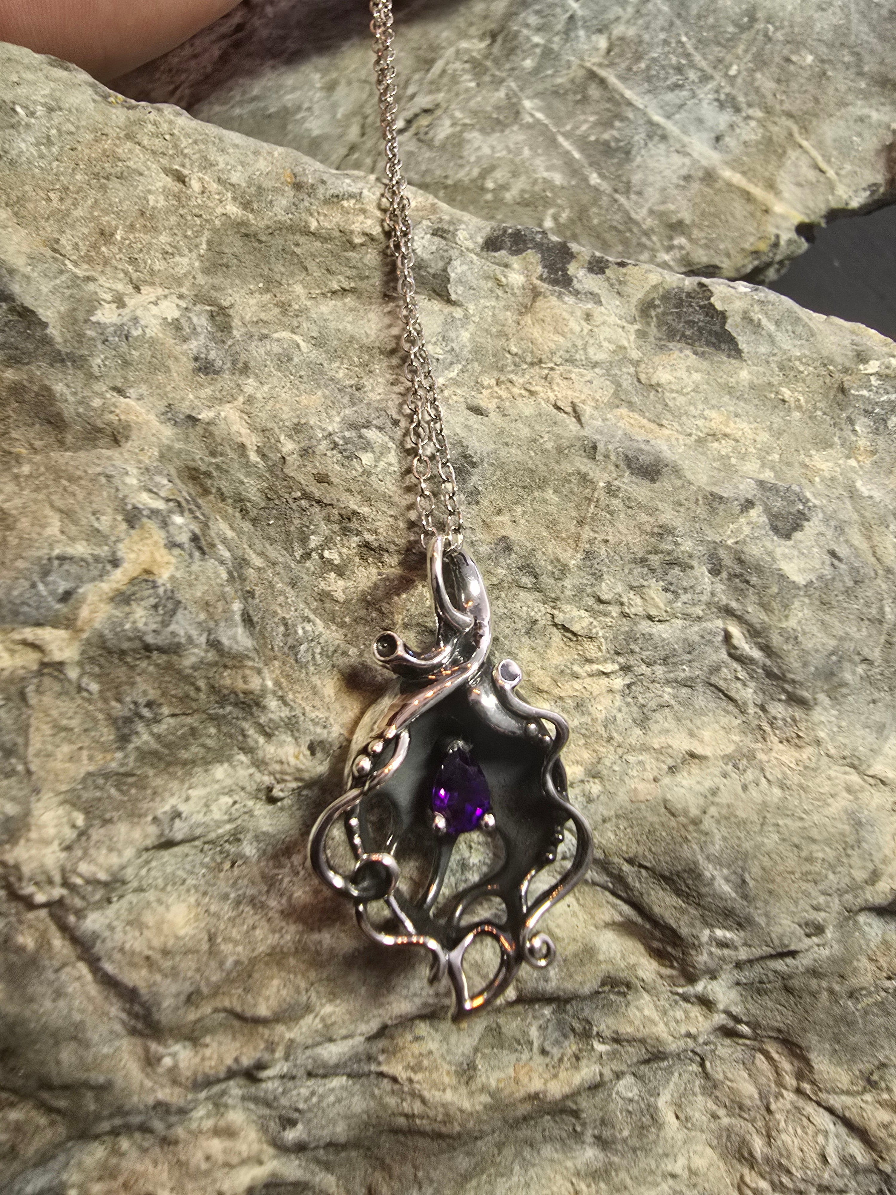 Petalshade Pendant | Silver Plated