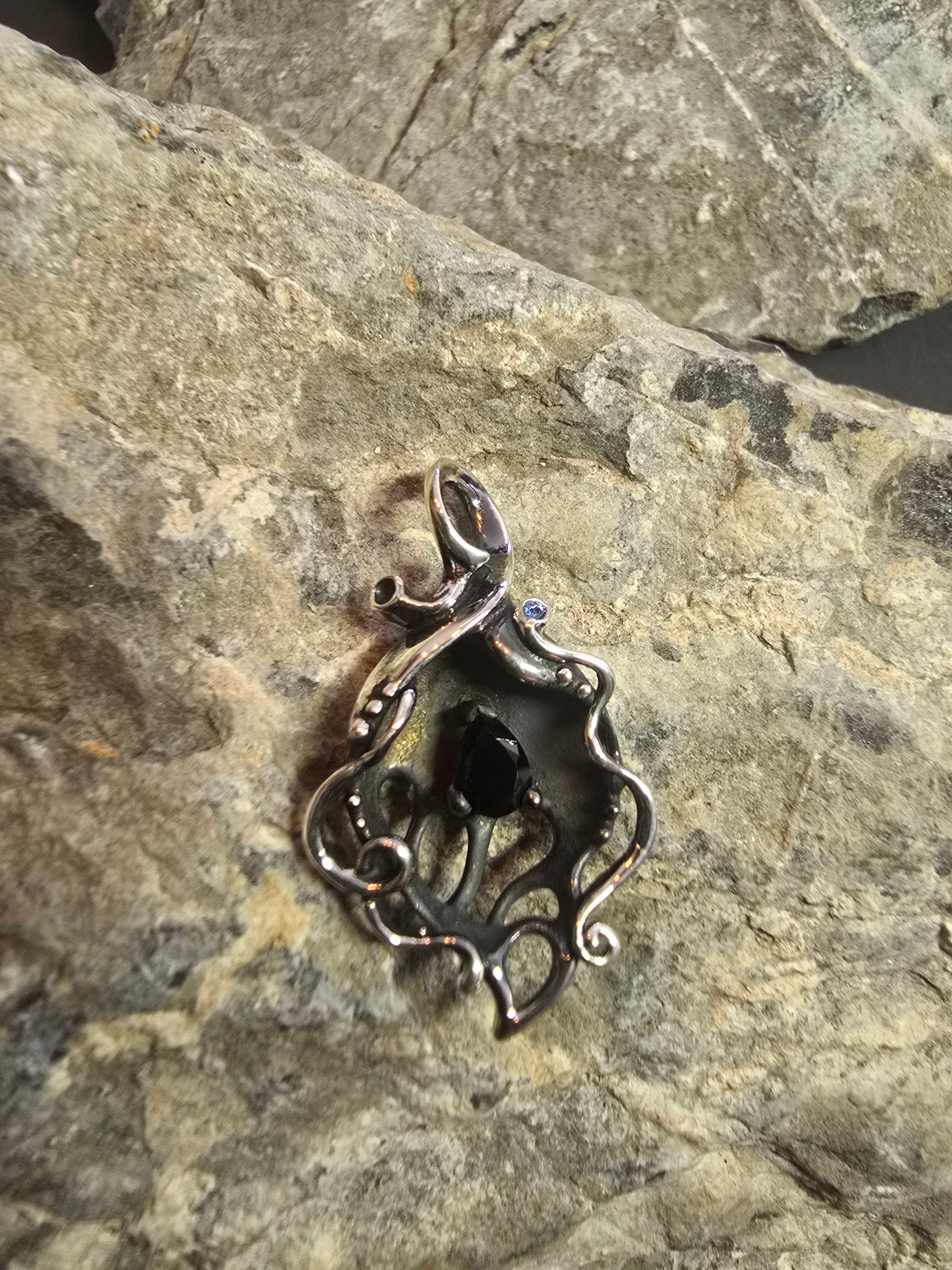 Petalshade Pendant | Silver Plated